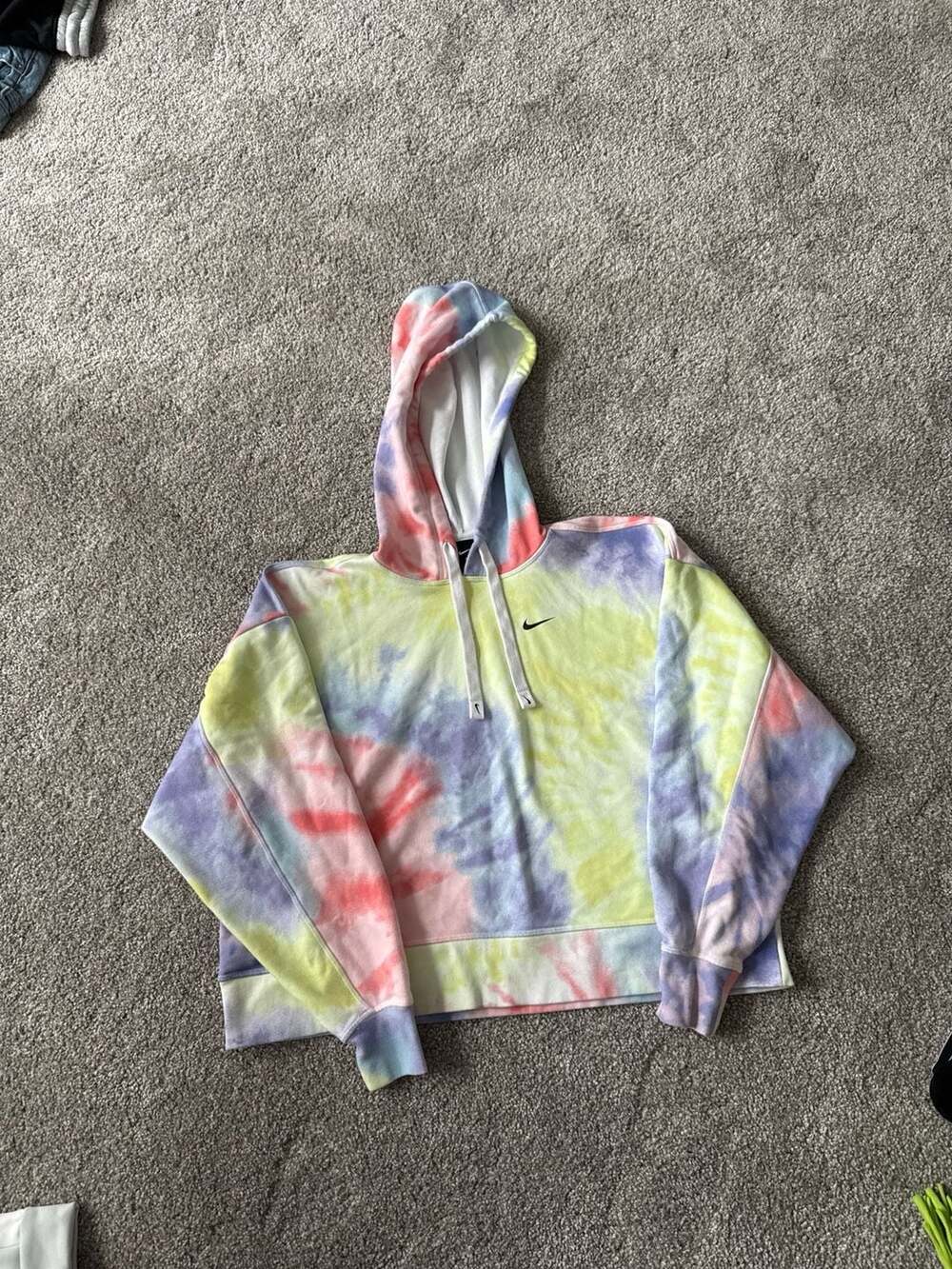 Nike Tie-Dye Cropped Sweatshirt Size Small